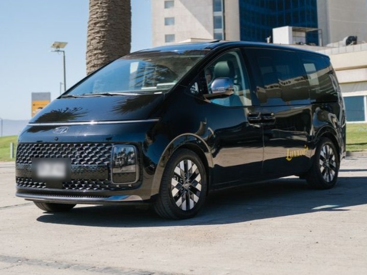 Hyundai Staria Luxury 2.2 CRDi 8AT AWD